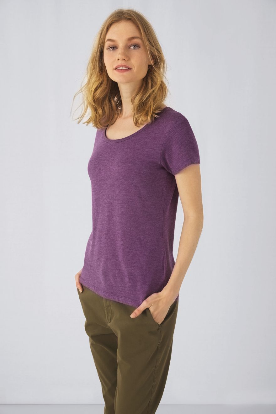 Triblend T-skjorte for kvinner med korte ermer